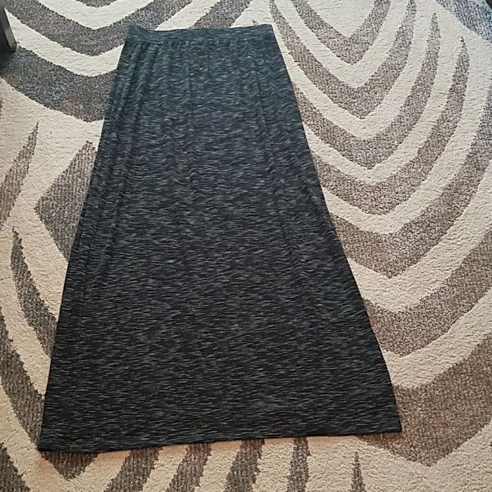 Apt 9 skirt